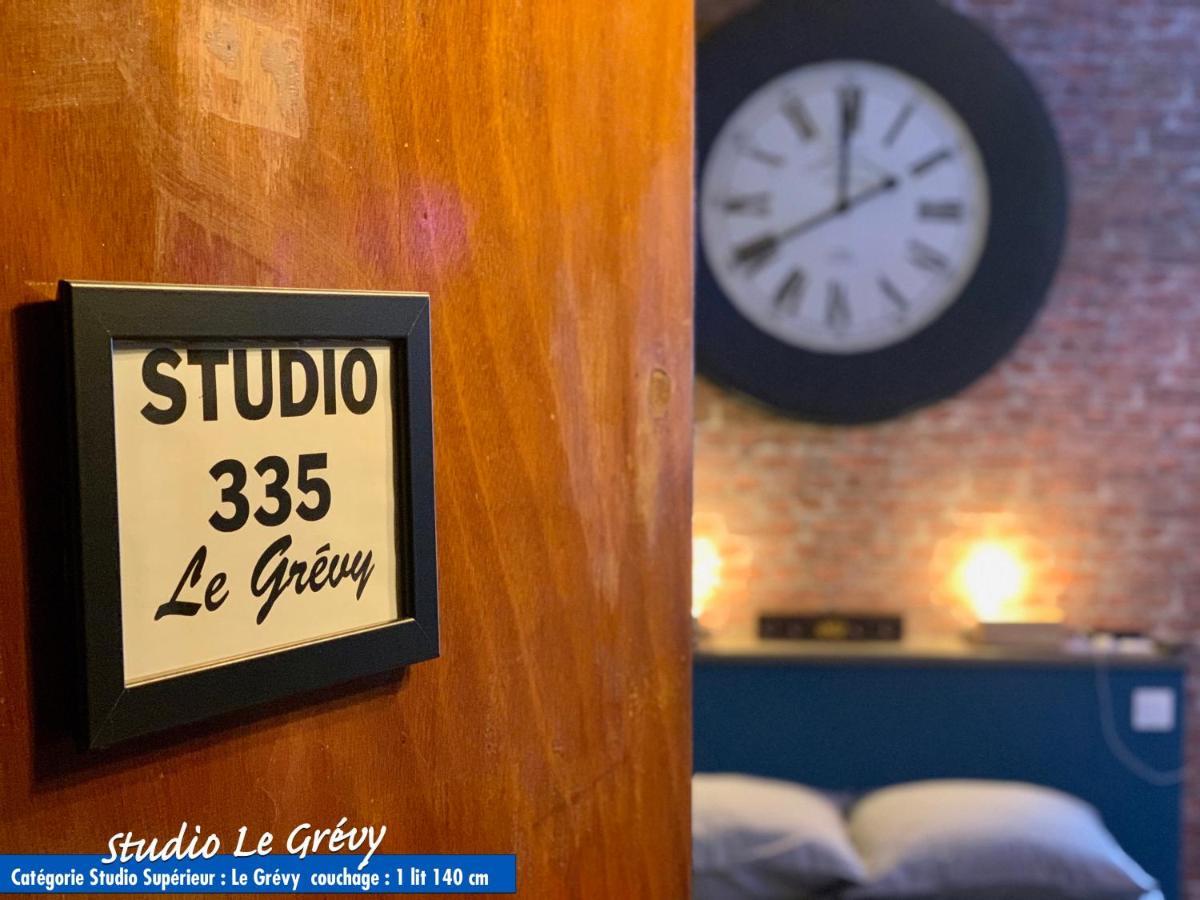 Nos Studios Au Centre Ville A โดล ภายนอก รูปภาพ